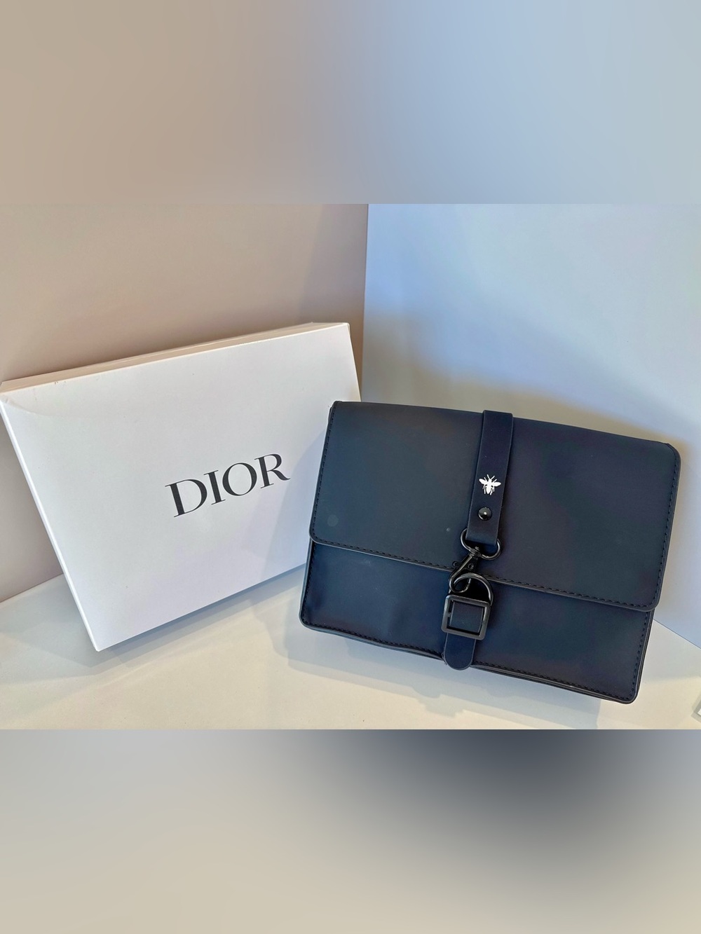 Authentic Dior Men's Fragrance GWP Navy Faux Leather Clutch Pouch Bee Charm